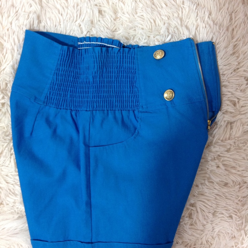 Shorts - Picture 8 of 8